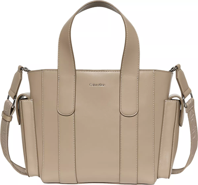Calvin Klein Calvin Klein Kadın Fermuar Kapamalı Uzun Askılı Bej Omuz Çantası LV04F3290G-VFU