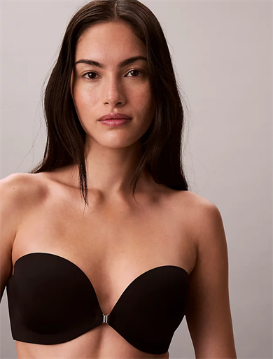 Calvin Klein Kadın Göğsü Saran Ve Muhteşem Biir Push-up Etkisi Yaratan  İçten Destekli Askısız Siyah Sütyen LV00QF8413-UB1