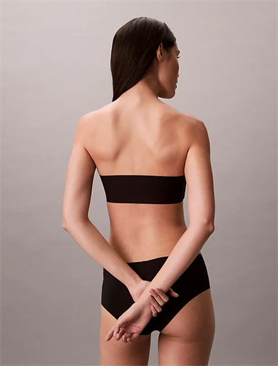 Calvin Klein Kadın Göğsü Saran Ve Muhteşem Biir Push-up Etkisi Yaratan  İçten Destekli Askısız Siyah Sütyen LV00QF8413-UB1