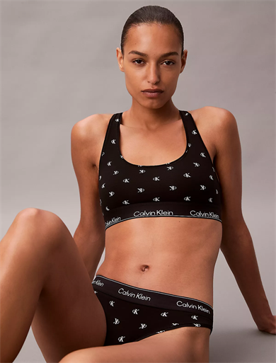 Calvin Klein Kadın Kare Yaka Lastikli Dar Calvin Yazı Desenli Siyah Bralet LV00QF8493-PCS