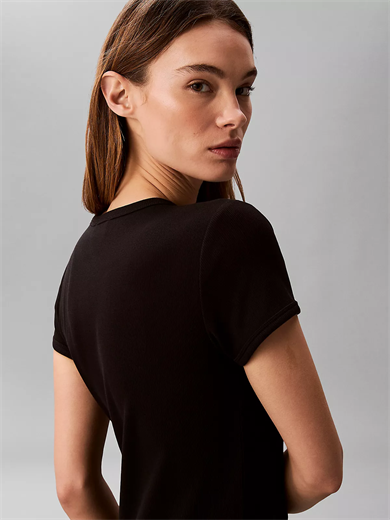 Calvin Klein Kadın Kısa Kol Düz Bisiklet Yaka Midi Boy Siyah Elbise LV047F241G-UB1