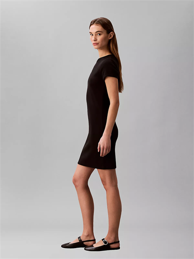 Calvin Klein Kadın Kısa Kol Düz Bisiklet Yaka Midi Boy Siyah Elbise LV047F241G-UB1