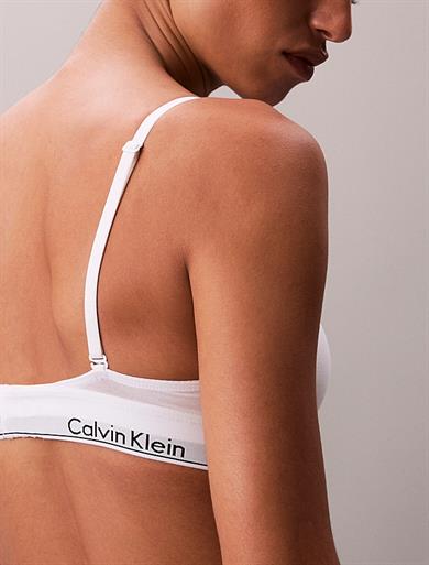 Calvin Klein Kadın Lastik Marka Yazı Detay İnce Askı V Derin Yaka Beyaz Sütyen LV00QF8498-100