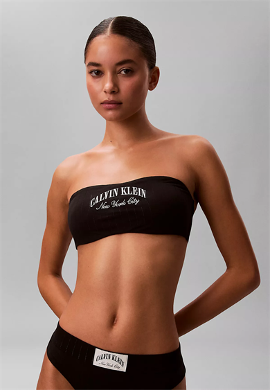 Calvin Klein Kadın Logo Detaylı Straplez Yakalı Crop Siyah Sütyen LV00QF8710-UB1