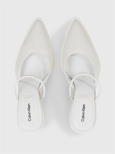 Calvin Klein Kadın Marka Logolu Düz Taban Kaydırmaz Günlük Kullanım Beyaz Klasik Topuklu Ayakkabı HW0HW01991-YBR