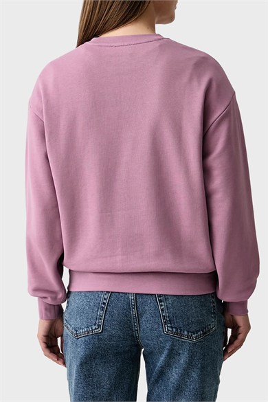 Calvin Klein Kadın Pamuklu CK Logo Detaylı Uzun Kollu Lila Sweatshirt LV047B234G-VCB