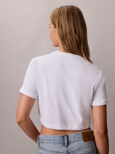 Calvin Klein Kadın Rahat Kesim Esnek Pamuklu Örme KumaşCK Logo Detaylı Kısa Kollu Crop Beyaz T-Shirt LV047G288G-YAF