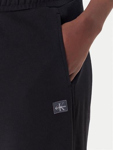 Calvin Klein Kadın Rahat Kalıp Beli Lastikli Pamuklu Geniş Paça Siyah Eşofman Altı LV047C249G-UB1