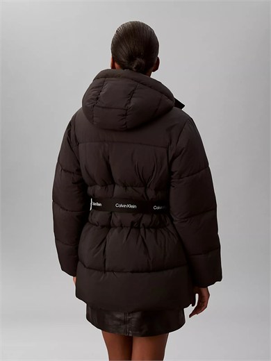 Calvin Klein Kadın Regular Fit Su ve Rüzgar İtici Kapüşonlu Çıkarılabilir Logo Kemerli Şişme Siyah Mont LV047D507G-UB1