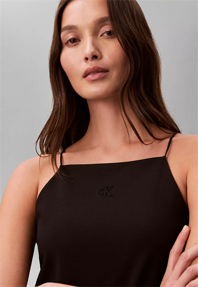 Calvin Klein Kadın Slim Fit Dar İp Askılı Pamuklu Düz Dokuma Kumaş Siyah Bluz LV044F206G-UB1