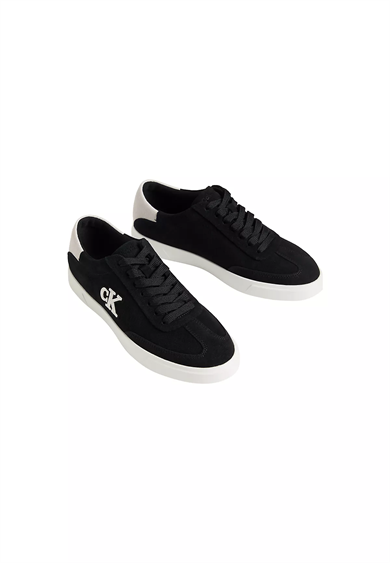 Calvin Klein Kadın Süet Deri Rahat ve Düz Taban CK Logolu Siyah Sneaker HW0HW03144-0GM