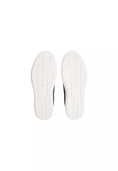 Calvin Klein Kadın Süet Deri Rahat ve Düz Taban CK Logolu Siyah Sneaker HW0HW03144-0GM