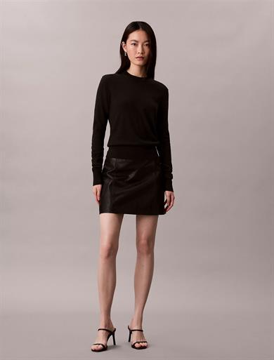Calvin Klein Kadın Yuvarlak Yaka Uzun Kol Yün Kumaş Regular Fit Siyah Kazak LV044D370G-UB1
