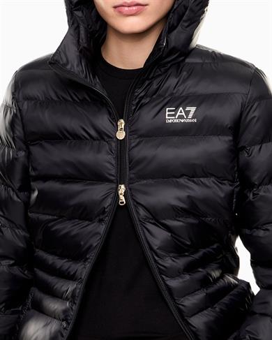 Ea7 Kadın Kapüşonlu Yaka Uzun Kollu Fermuarlı Siyah Mont 7W000684 AF12475-UC001