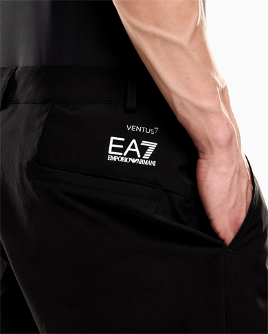 Ea7 Erkek Slim Fit Teknik Kumaşlı Siyah Şort 7M000194 AF14589-UC001