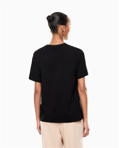 Ea7 Kadın Normal Kalıp Pamuklu Yuvarlak Yakalı Metalik Logo Detaylı Kısa Kollu Siyah T-Shirt 7W000455 AF10373-UC001
