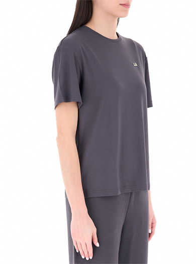 Ea7 Kadın Normal Kalıp Yuvarlak Yakalı Metalik Logo Detaylı Viskoz Karışımlı Kısa Kollu Gri T-Shirt 7W000189 AF13919-U8111
