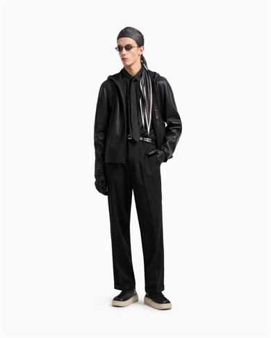 Emporıo Armani Erkek Göğüste Mikro Kartal İşlemesi Gömlek Yaka Uzun Kol Siyah Gömlek EM001537 AF17293-UC001