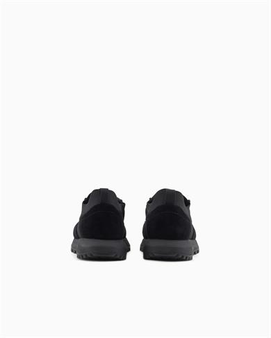 Emporıo Armani Erkek Örme ve Süet Detaylı Burunlu Kartal Logolu Yuvarlak Siyah Sneaker EM003739 AF19724-MC005