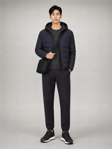 Emporıo Armani Erkek Regular Fit Çift Taraflı Kullanılabilen Kapüşonlu Baskılı Fermuarlı Şişme Lacivert Mont EM006732 AF28007-FB058