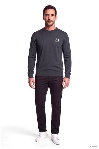 Emporıo Armani Erkek Regular Fit Yuvarlak Yakalı Logo Desenli Yün İçerikli Uzun Kollu Lacivert Kazak EM006456 AF27941-MB044