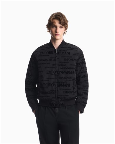 Emporıo Armani Erkek Regular Fit Monogram Desenli Fermuarlı Cepli Kaz Tüyü Dolgulu Bomber Siyah Ceket EM006731 AF19870-FC056