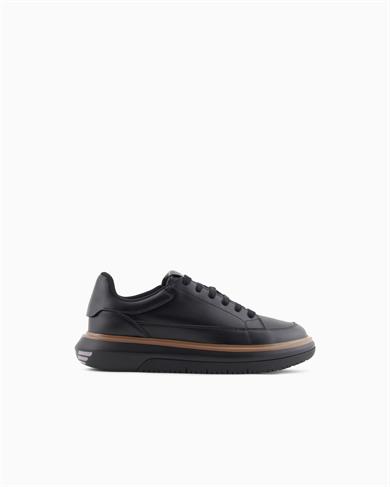 Emporıo Armani Erkek Topuk Kısmı Logo Desenli Kalın Rahat Taban Bağcıklı Siyah Sneaker EM003067 AF10848-UC001