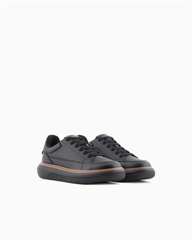 Emporıo Armani Erkek Topuk Kısmı Logo Desenli Kalın Rahat Taban Bağcıklı Siyah Sneaker EM003067 AF10848-UC001