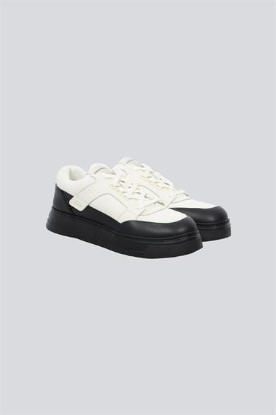Emporıo Armani Erkek Yuvarlak Burun Bağcıklı Deri File Detaylı Siyah Sneaker EM002855 AF18018-MC024