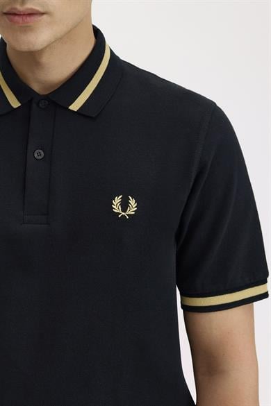 Fred Perry Erkek Kol ve Yaka Ucu Şerit Detaylı Kısa Kollu Siyah Polo Yaka T-Shirt M2-157