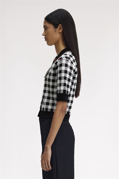 Fred Perry Kadın Normal Kalıp Kare Desenli Yakası Logo İşlemeli Kısa Kollu Siyah Gömlek SK2134-102