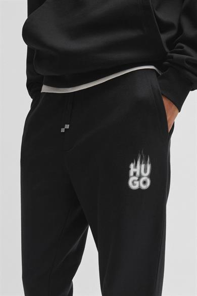 HUGO Erkek Slim Fit İp Bağlamalı Lastikli Dar Paça Günlük Siyah Pantolon 50530435-001