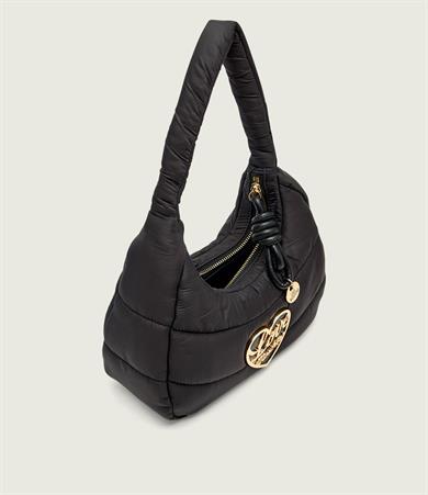 Love Moschino Kadın Kumaş Kapitoneli Metal Tokalı Fermuar Kapama Siyah Omuz Çantası JC4349PP0NKY1-00A