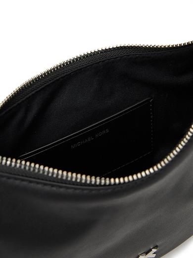 Michael Kors Kadın Çıkarılabilir ve Ayarlanabilir Omuz Askılı Fermuar Kapamalı Metalik Logo Kabartmalı Deri Siyah Omuz Çantası 32S5S8QU1L-BLACK