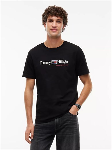 Tommy Hilfiger Erkek Dokuma Bisiklet Yaka Kısa Kollu Günlük Siyah T-Shirt MW0MW44875-BDS