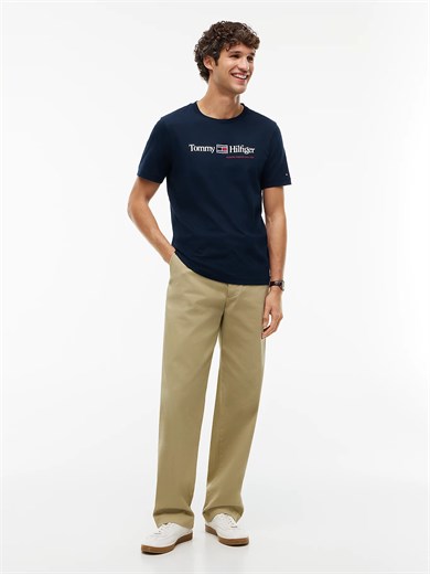 Tommy Hilfiger Erkek Dokuma Bisiklet Yaka Kısa Kollu Günlük Lacivert T-Shirt MW0MW44875-DW5