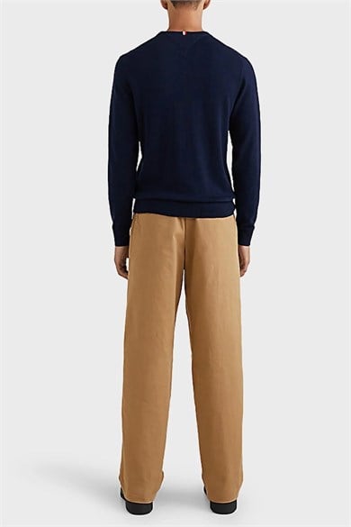 Tommy Hilfiger Erkek Logolu Yuvarlak Yakalı Uzun Kollu Günlük Kullanım Lacivert Kazak MW0MW28046-DW5