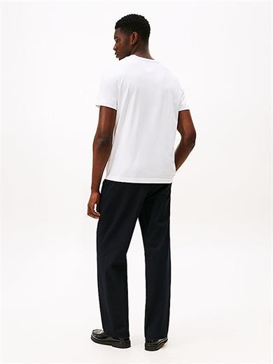 Tommy Hilfiger Erkek Regular Fit Yuvarlak Yakalı Logo Kabartmalı %100 Pamuklu Kısa Kollu Beyaz T-Shirt MW0MW40024-YBR