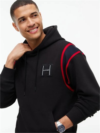 Tommy Hilfiger Erkek Regular Fit Kontrast Şerit Detaylı Logolu Pamuklu Kapüşonlu Uzun Kollu Siyah Sweatshirt MW0MW44956-BDS
