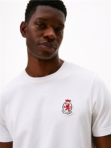 Tommy Hilfiger Erkek Regular Fit Yuvarlak Yakalı Logo Kabartmalı %100 Pamuklu Kısa Kollu Beyaz T-Shirt MW0MW40024-YBR