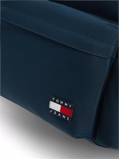 Tommy Hilfiger Erkek Sırt Askılı Marka Logolu Fermuar Kapamalı Lacivert Sırt Çantası AM0AM13726-C1G