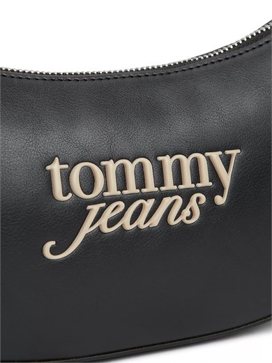 Tommy Hilfiger Kadın Ayarlanabilir Askılı Kabartma Logolu Fermuarlı Siyah Çanta AW0AW19047-BDS