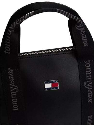 Tommy Hilfiger Kadın Çıkarılabilir Uzun Askılı Bayrak Logo Detaylı Fermuarlı Siyah Çanta AW0AW19044-BDS