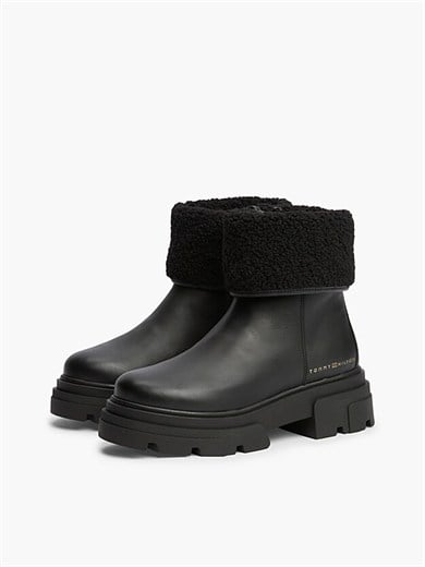 Tommy Hilfiger Kadın Hakiki Deri Kürk Katlamalı Yaka Fermuarlı Kalın Tırtıklı Tabanlı Metalik Logolu Siyah Bot & Bootie FW0FW09677-BDS