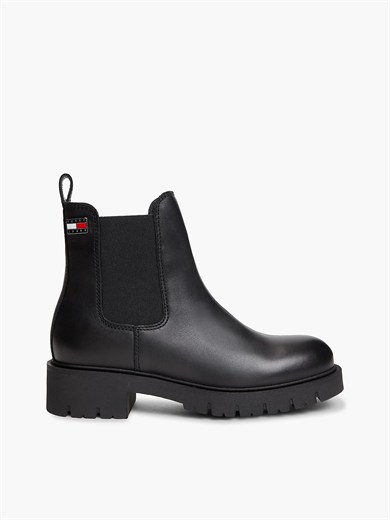 Tommy Hilfiger Kadın Hakiki Deri İçi Sıcak Astarlı Yanları Lastikli Tırtıklı Tabanlı Logo Plakalı Siyah Bot & Bootie EN0EN03102-BDS