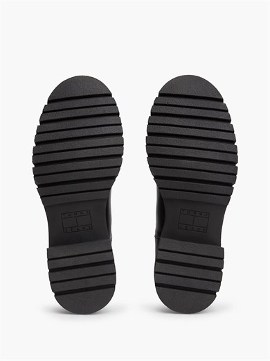Tommy Hilfiger Kadın Hakiki Deri İçi Sıcak Astarlı Yanları Lastikli Tırtıklı Tabanlı Logo Plakalı Siyah Bot & Bootie EN0EN03102-BDS