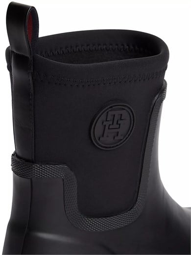 Tommy Hilfiger Kadın İçi Sıcak Astarlı Kauçuk Tırtıklı Tabanlı TH Monogramlı Siyah Bot & Bootie FW0FW09544-BDS