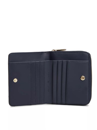 Tommy Hilfiger Kadın İkonik Logo Şerit Desenli Banknot Bölmeli Fermuarlı Lacivert Cüzdan AW0AW19162-DW6