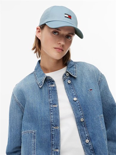 Tommy Hilfiger Kadın İkonik Bayrak Logolu Ayarlanabilir Tokalı Mavi Şapka AW0AW16991-DAR