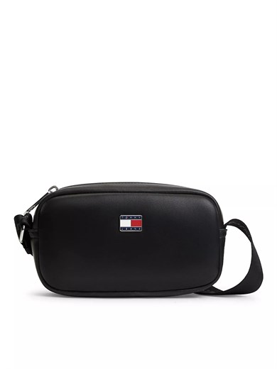 Tommy Hilfiger Kadın İkonik Bayrak Logo Plakalı Ayaralanabilir Omuz Askılı Fermuarlı Siyah Çanta AW0AW19042-BDS